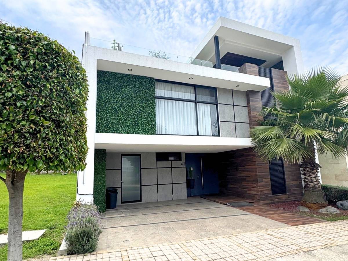 paneles solares para recibo de 9000 pesos en Lomas de Angelopolis